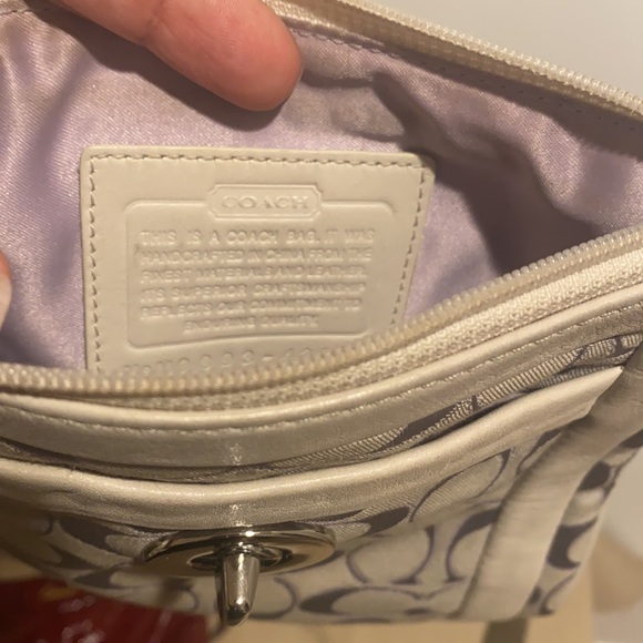 Coach Crossbody - Picture 2 of 6